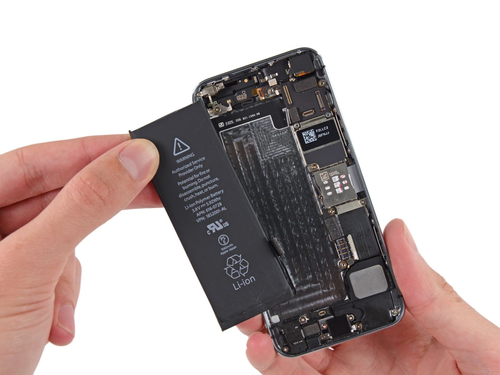 Замена аккумулятора на iPhone в Броварах