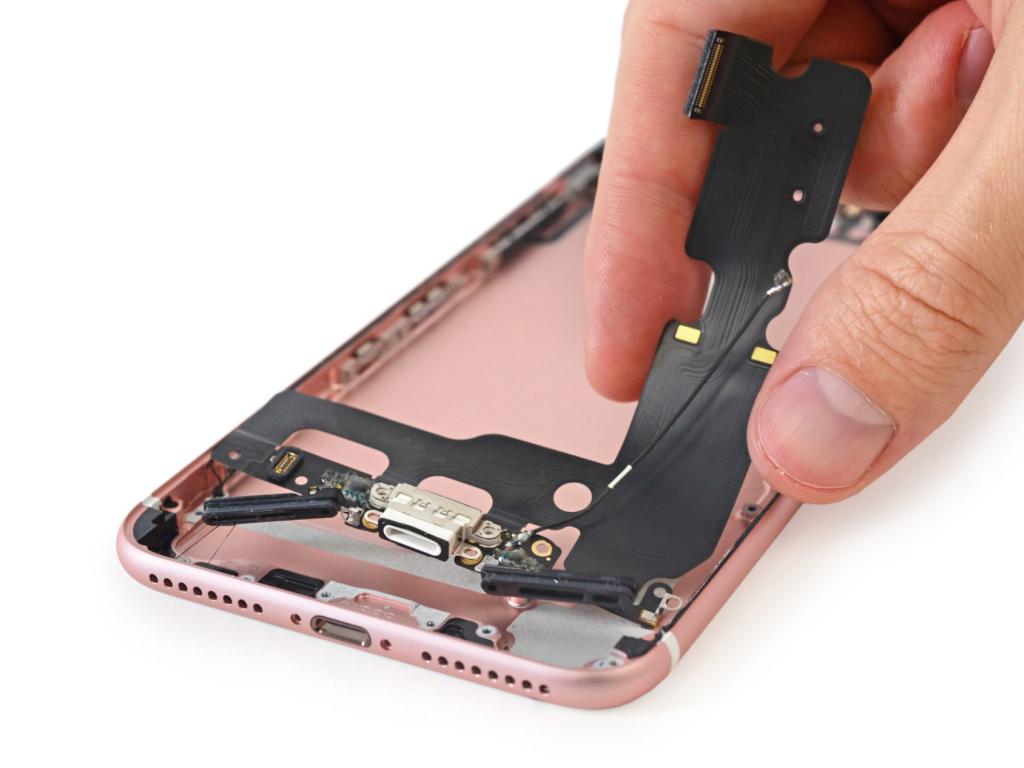 замена шлейфа iPhone 8 plus в Броварах, СЦ "ПК-Партнер"