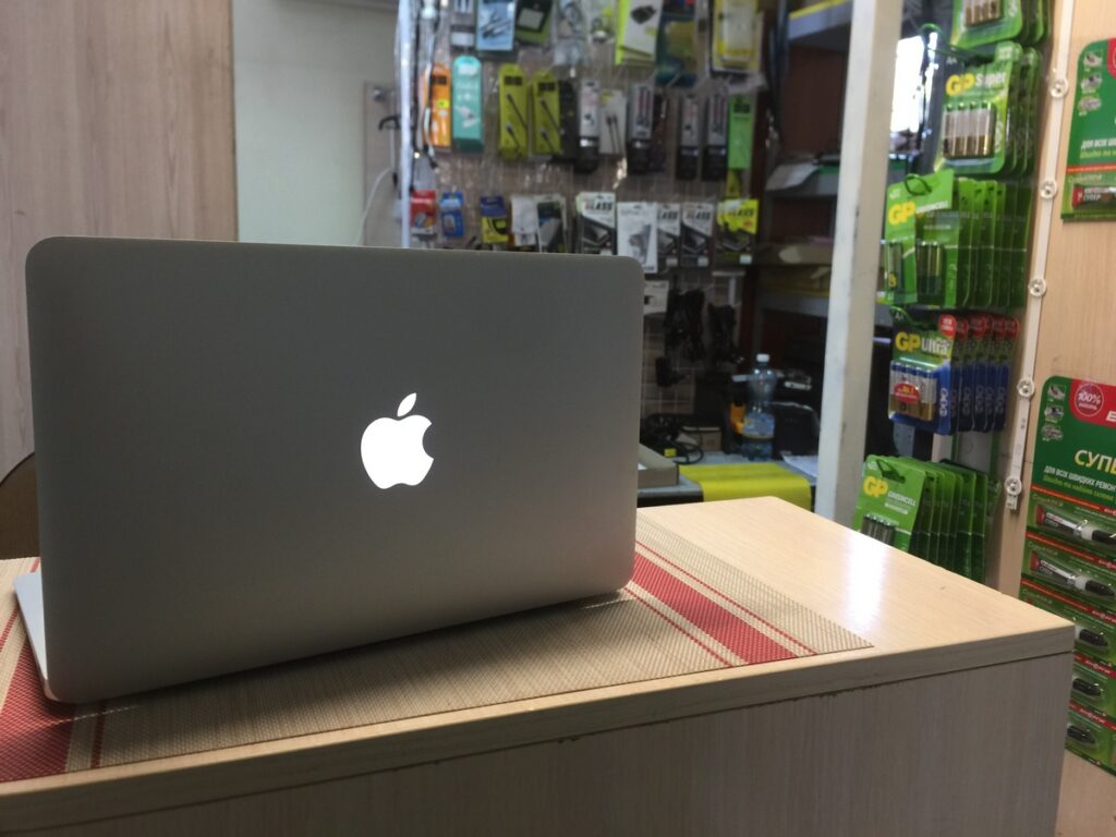 ремонт MacBook