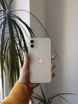 ремонт iPhone 11 в Броварах