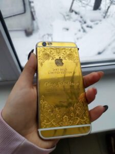 На что люди смотрят при покупке iPhone?