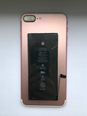 Замена корпуса замена батареи iPhone 7 Plus